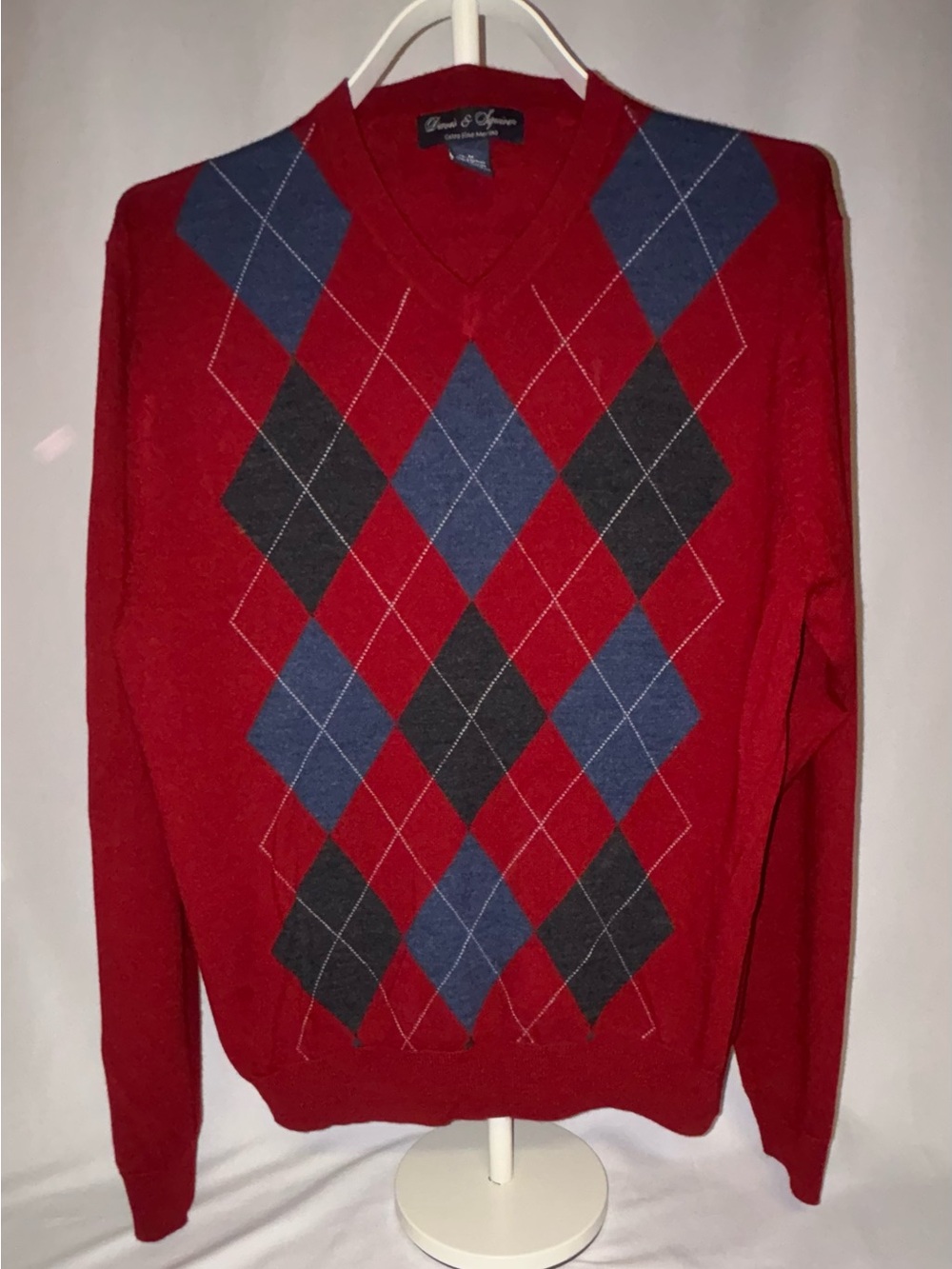 Men’s Classic Red Argyle V-Neck Sweater by Davis & Squire Size Medium